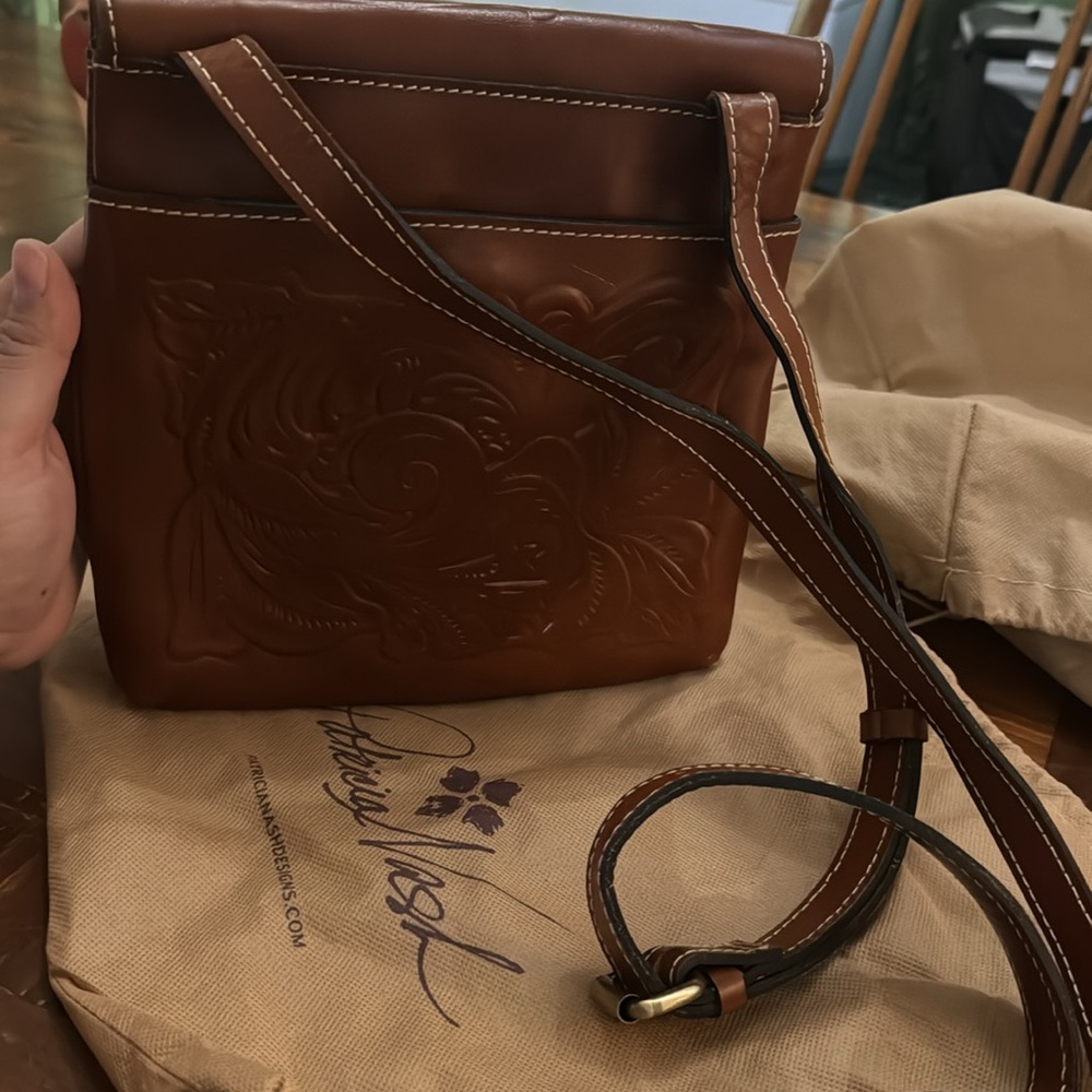New Patricia Nash purse - Picture 5 of 6